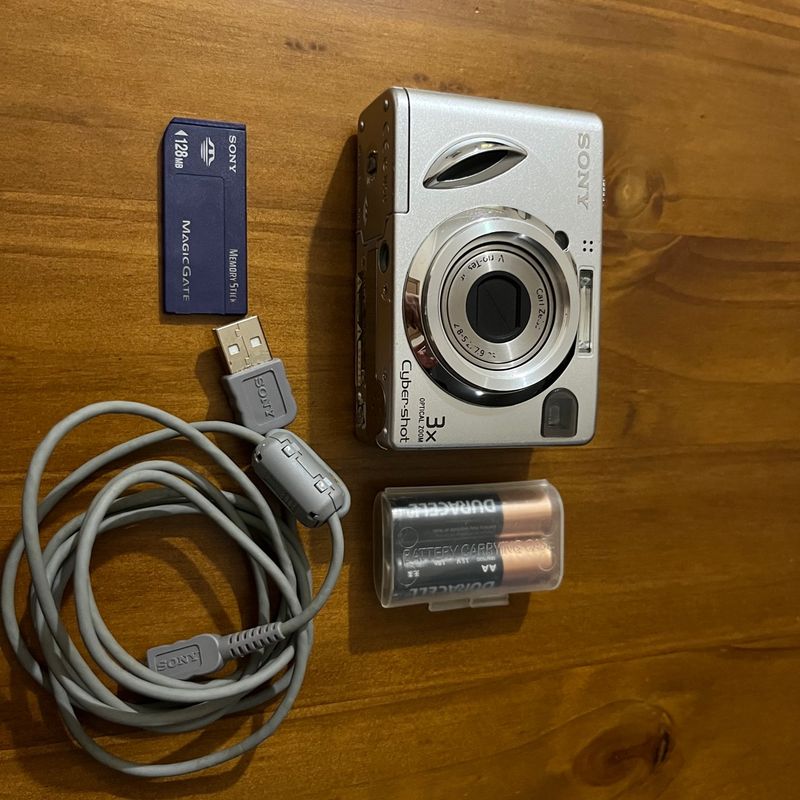 Sony Cyber-Shot Dsc-W7 Silver 7.2mp | Máquina Fotográfica Digital