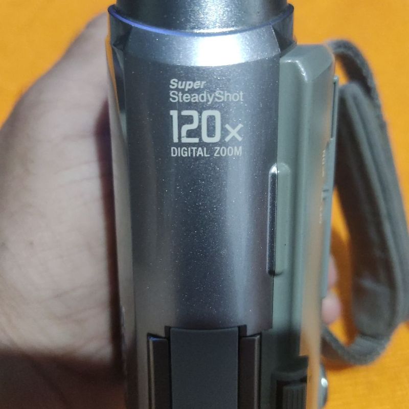 Sony Handcam Mini Dv Dcr-Hc40 Ntsc | Sony Usado 104239718 | enjoei