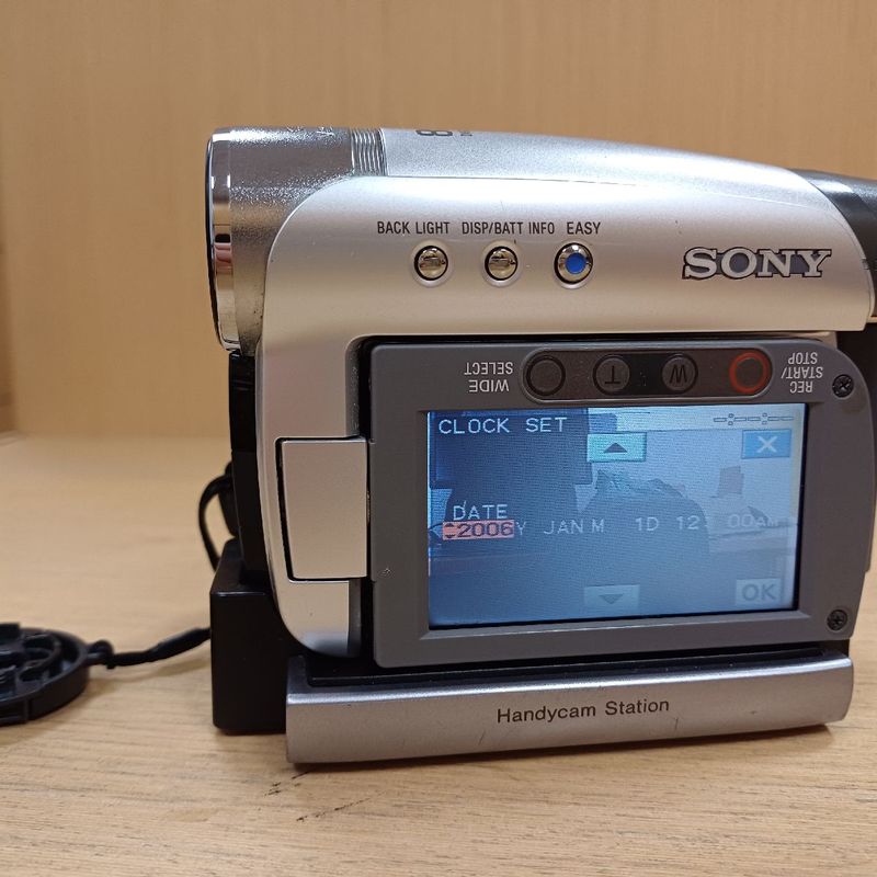 Sony Handycam Dcr-Hc46 | Sony Usado 105453347 | enjoei
