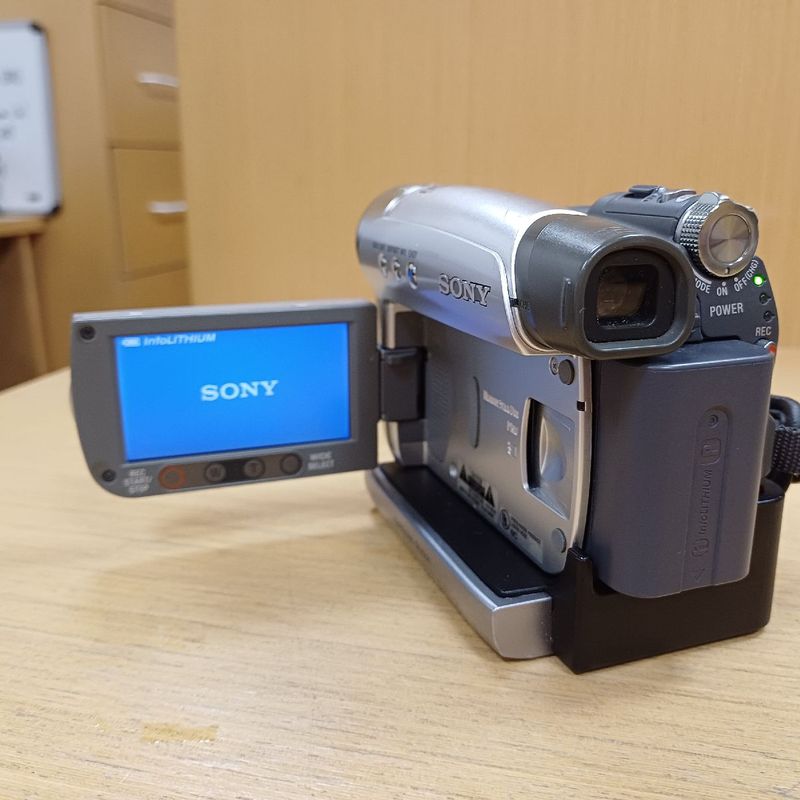 Sony Handycam Dcr-Hc46 | Sony Usado 105453347 | enjoei