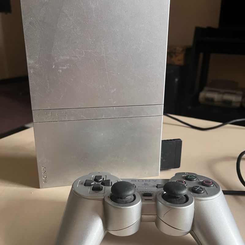 PlayStation 2 Slim Silver