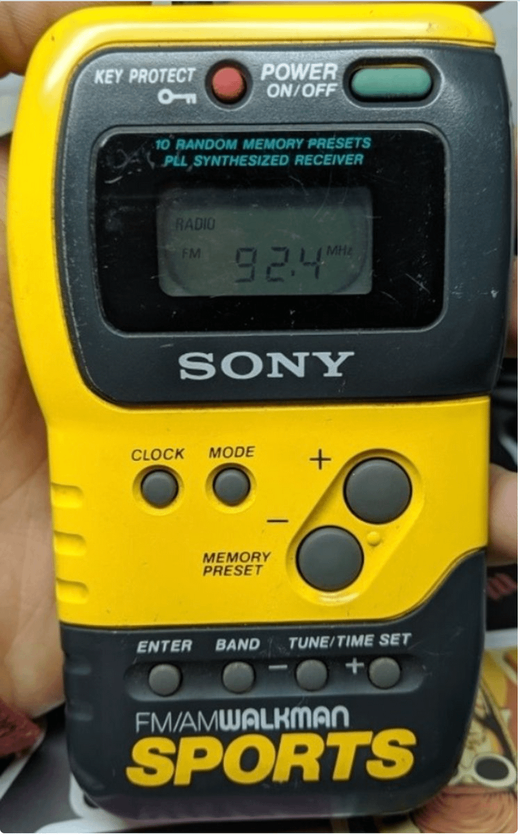 Sony Sports Radio Am Fm Srf M 70 Vintage Funcionando Normal | Produto ...