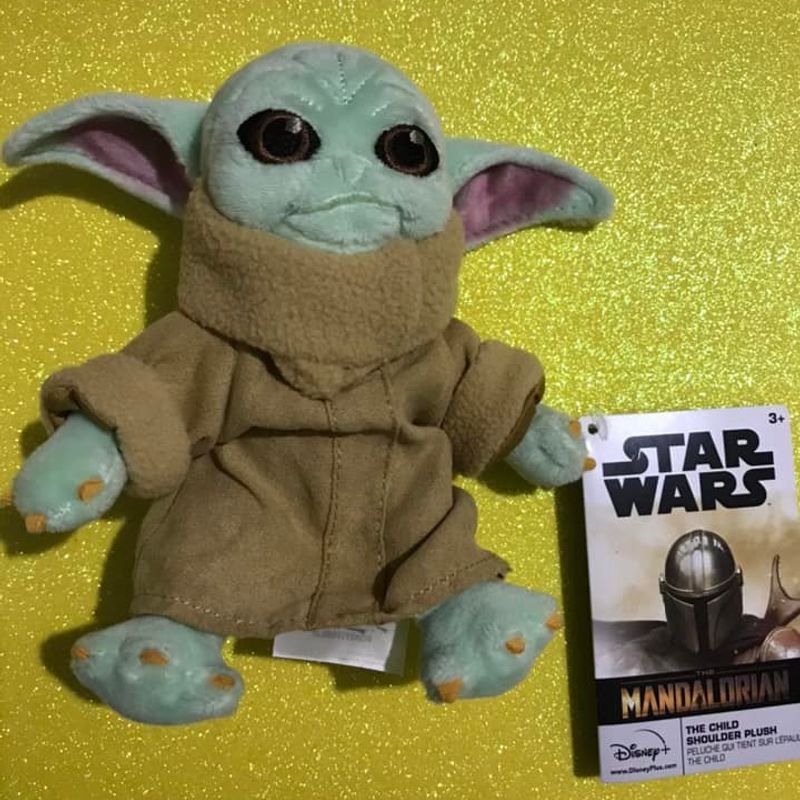 Peluche GROGU Mandalorian Baby Yoda Shoulder Magnet - Disney Star Wars