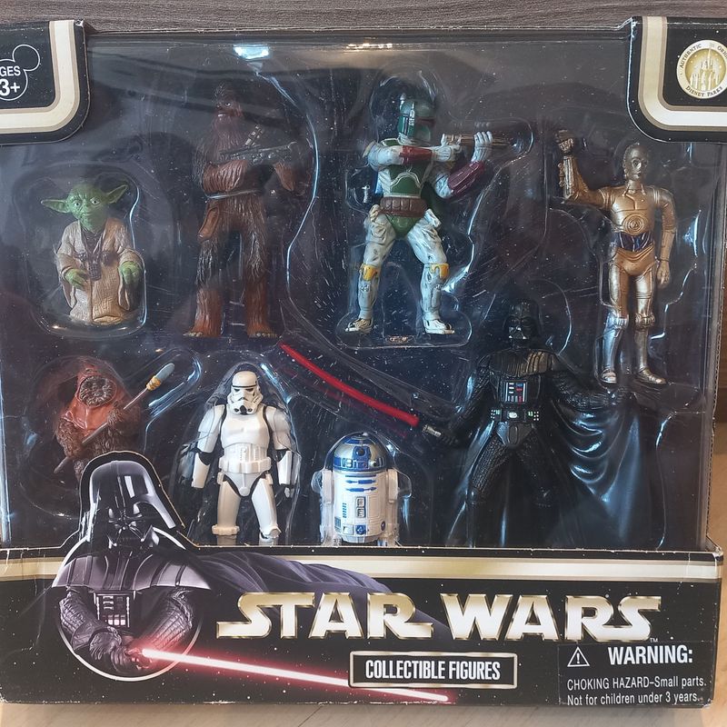 Disney star wars clearance collectible figures