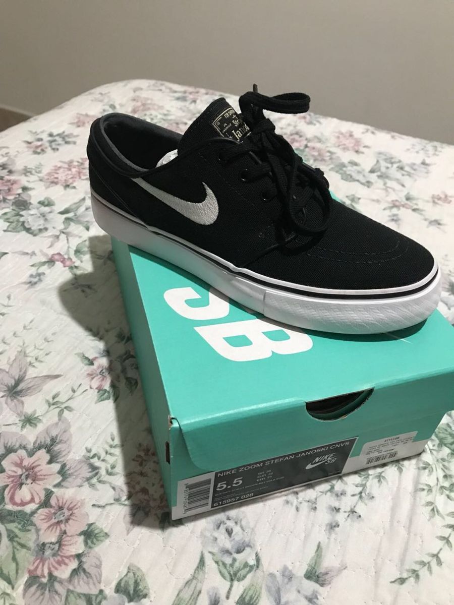 janoski preto com branco