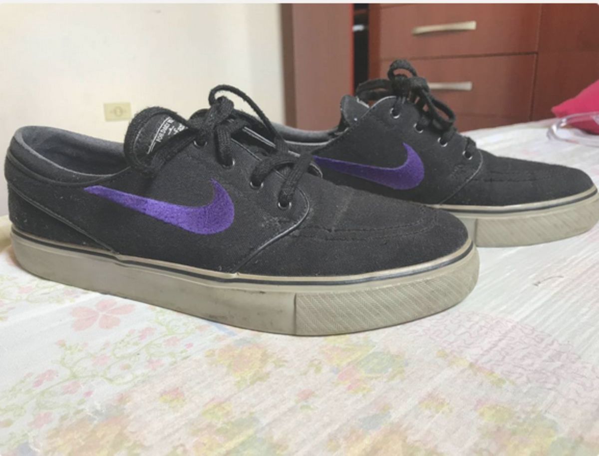janoski preto e roxo