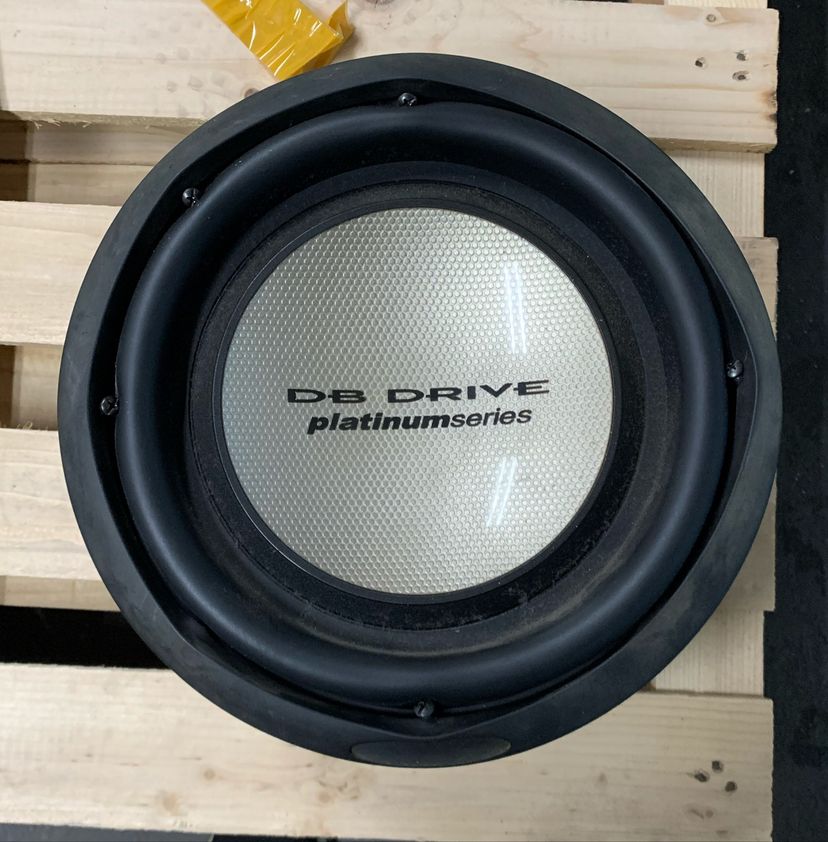 Subwoofer 12 Dbdrive Platinum Series Pt12d2 750rms Carro Dbdrive