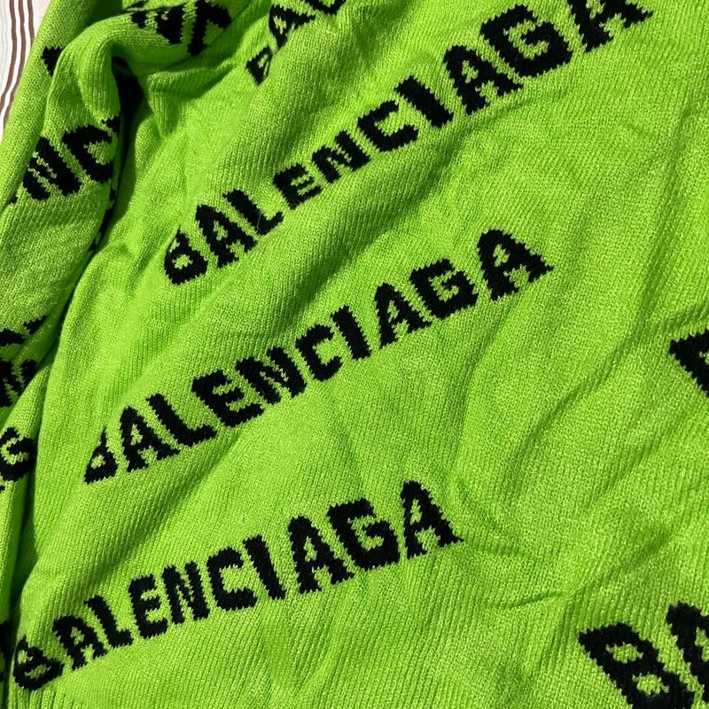 Sueter balenciaga verde hot sale