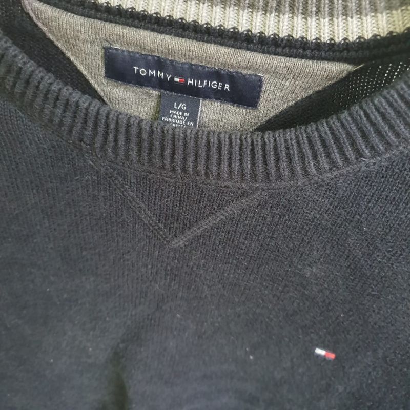 Sueter best sale tommy preto