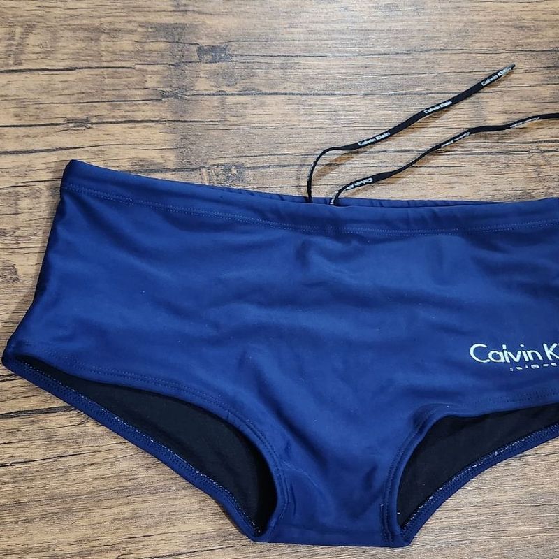 Tam M Sunga Calvin Klein  Moda Praia Masculina Calvin Klein Nunca