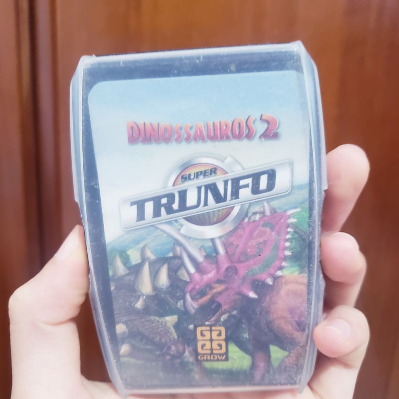 TRUNFO DINOSSAUROS 2 - Jogo de Cartas Trunfo Dinossauros 2 - Grow - GROW