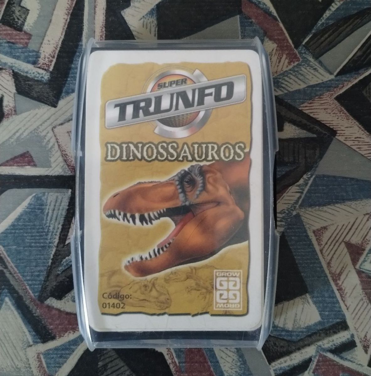 TRUNFO DINOSSAUROS 2 - Jogo de Cartas Trunfo Dinossauros 2 - Grow - GROW