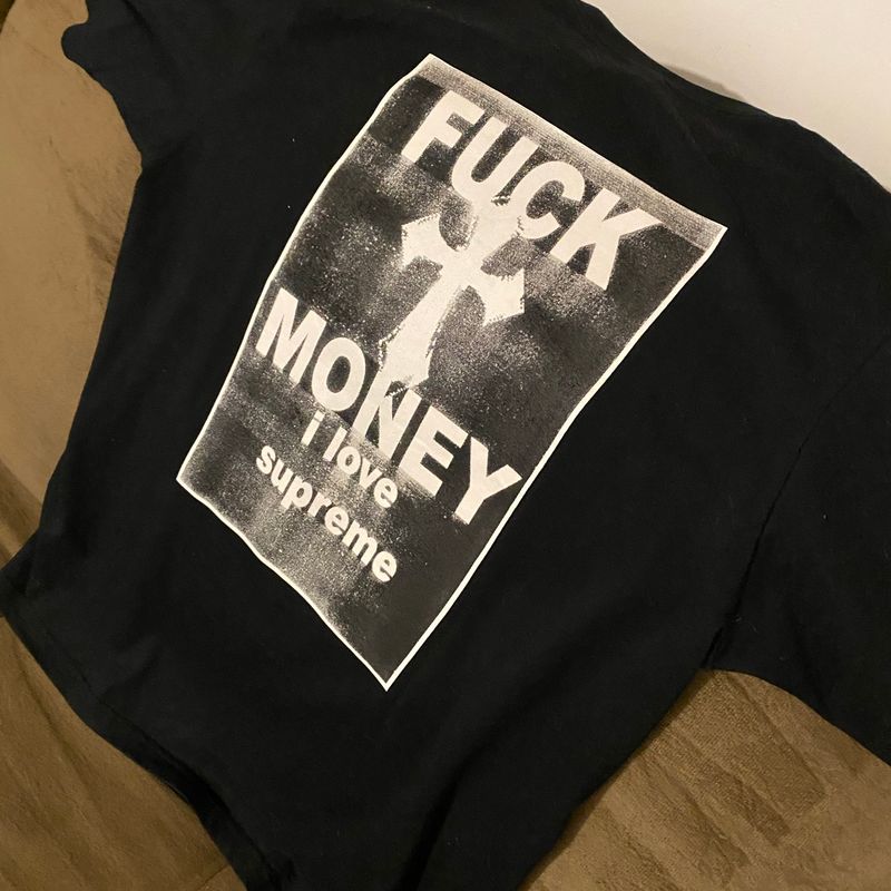 Supreme - Camiseta Fuck Money Preta | Supreme Usado 120796675 | enjoei