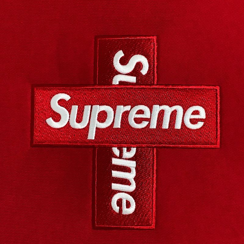box logo red