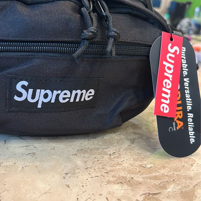 Supreme Waist Bag (Ss18) Black | Bolsa Masculina Supreme Nunca