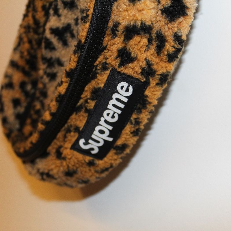 Supreme Waist Shoulder Bag - Leopard Fleece Print | Supreme Usado