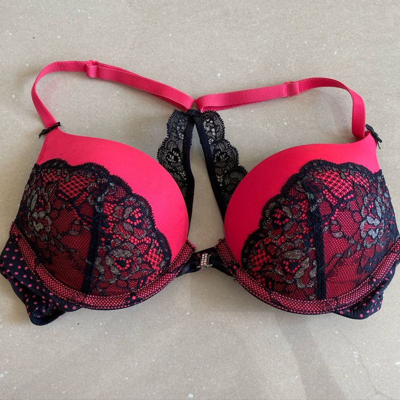 La Senza Elegant Push Up Lace Bra in nice black pink colour