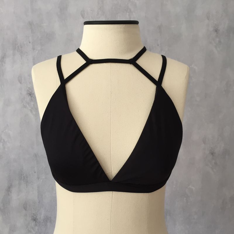 Top Strappy - tiras- moda lingerie a mostra