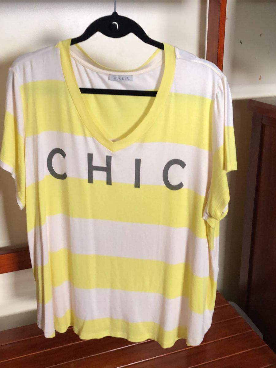 t shirt plus size listrada chiq - camisetas júlia plus
