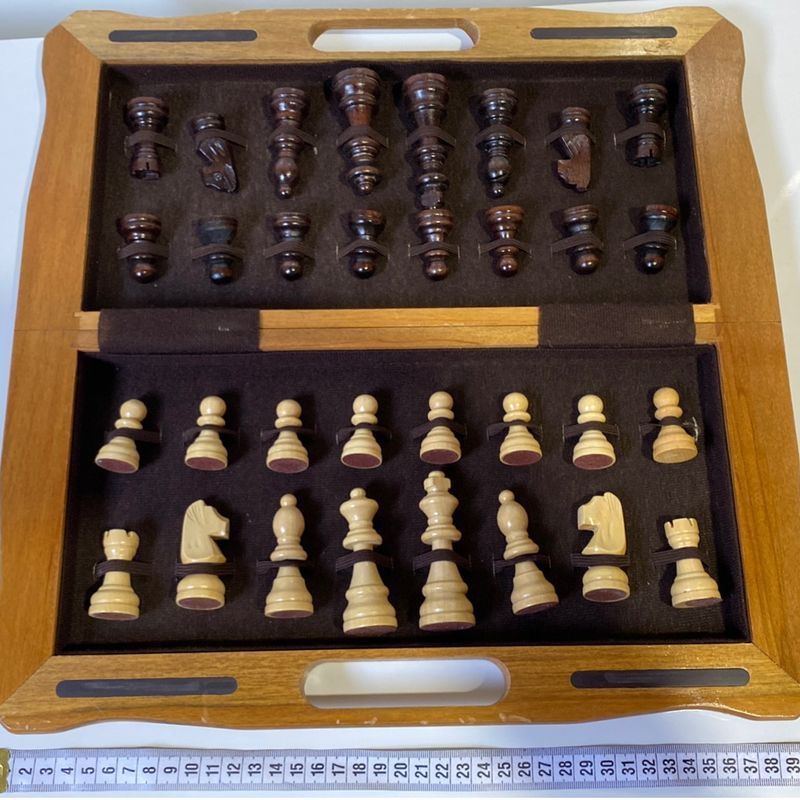 Tabuleiro de Xadrez Medieval Completo, Jogo de Tabuleiro Artesanal Nunca  Usado 59604296