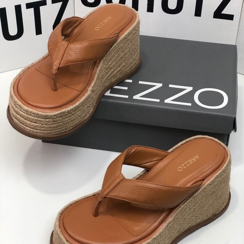 Tamanco Anabela Corda Caramelo Arezzo 35/36 Rasteira Feminina Arezzo  Nunca Usado 111597540 enjoei