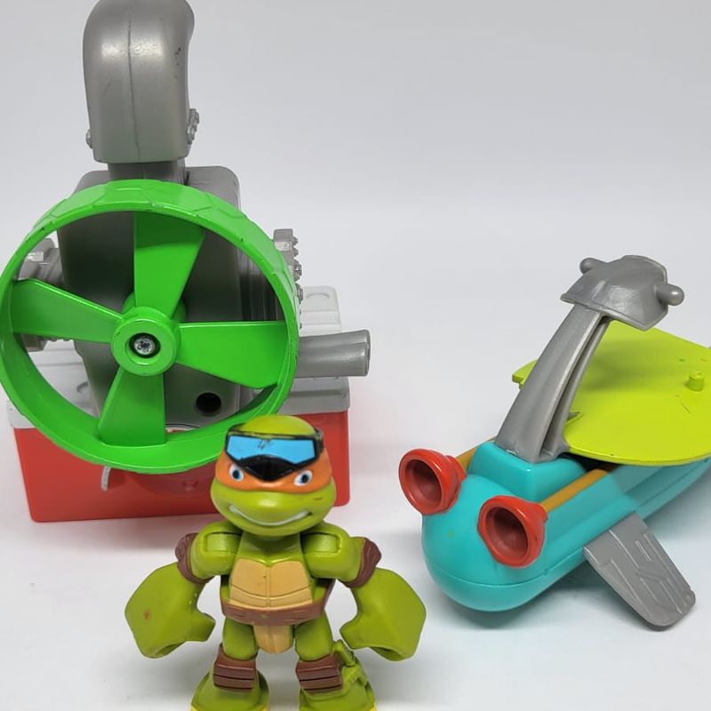 Tartaruga Ninja Michelangelo + Veículo Half-Shell | Usado Tartaruga Ninja Michelangelo + Veículo Half-Shell | Usado