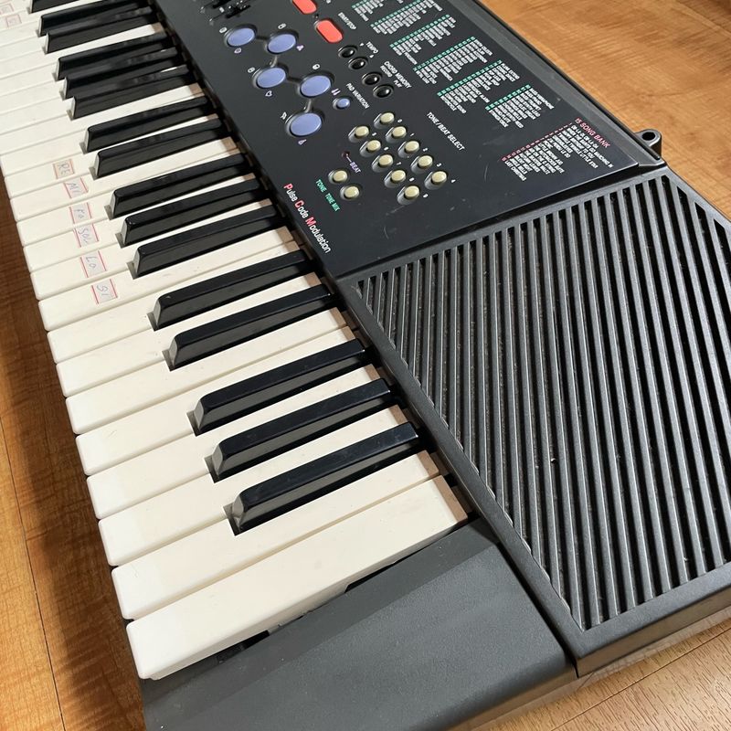 カシオトーン　CT-400 Teclado Casio Ct400 | Casio Usado 111992049 | enjoei