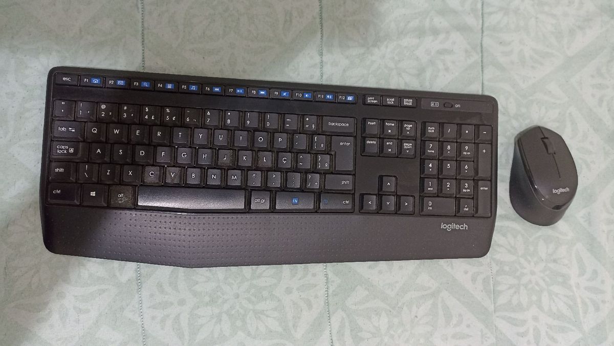 Teclado e Mouse Bluetooth Logitech | Mouse p/ Computador Logitech Usado ...