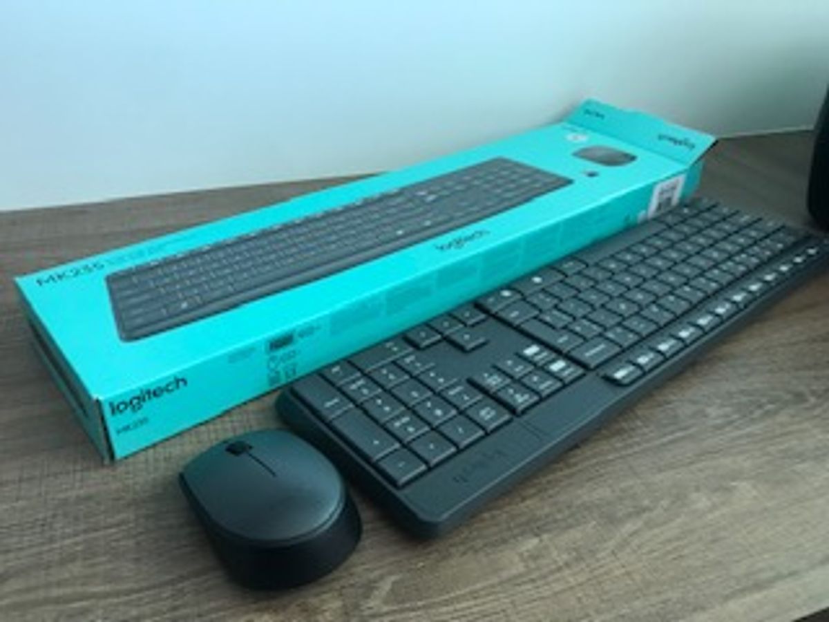 Teclado E Mouse Sem Fio Logitech