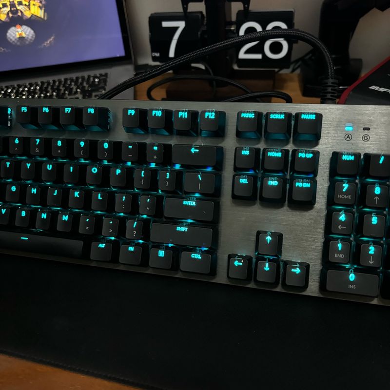 Teclado Logitech G512 Carbon Mecânico Rgb | Logitech Usado