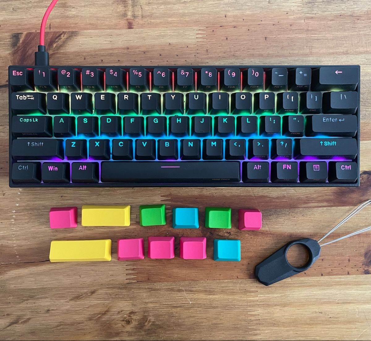 Teclado Mecânico Anne Pro 2 Preto Rgb Bluetooth Switch Brown