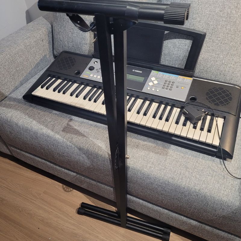 Teclado Musical Yamaha Psr-E233 | Item de Música Yamaha Usado