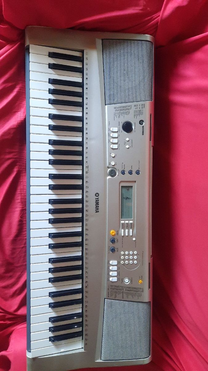 Teclado Yamaha Psr 313 Bem Conservado | Item de Música Instrumentos ...