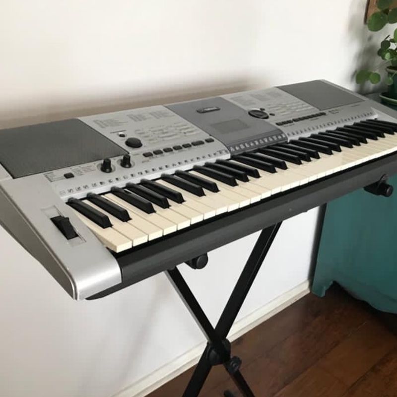 Teclado Yamaha Psr E403 | Teclado p/ Computador Yamaha Usado