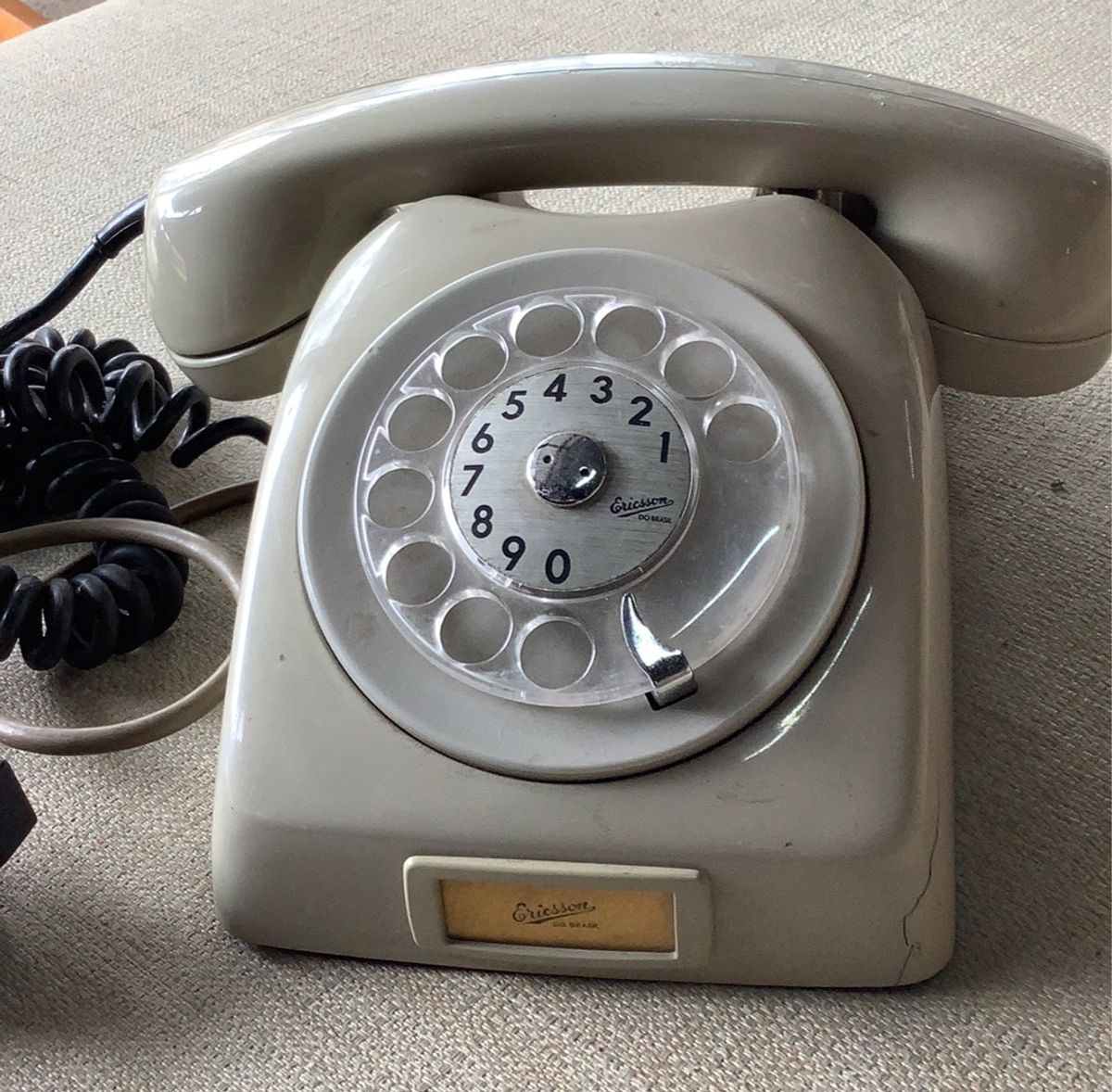VINTAGE ERICSSON R320S TELEPHONE PORTABLE - non testé, sans chargeur EUR 39,90 - FR