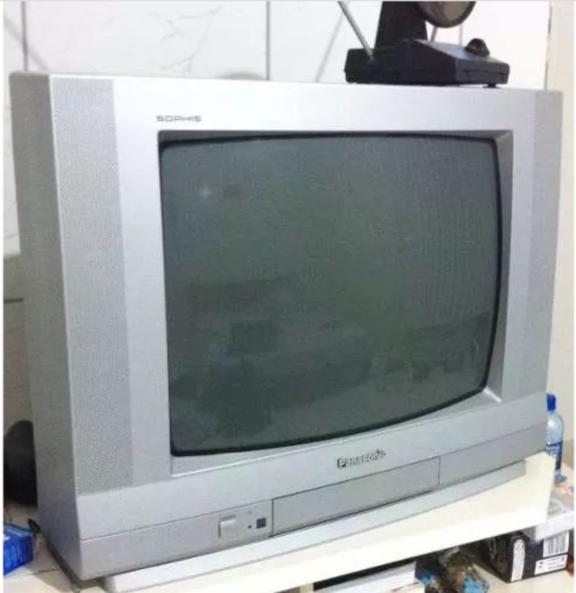 Descubra um mundo de possibilidades na sua TV Panasonic antiga! 📺✨ E