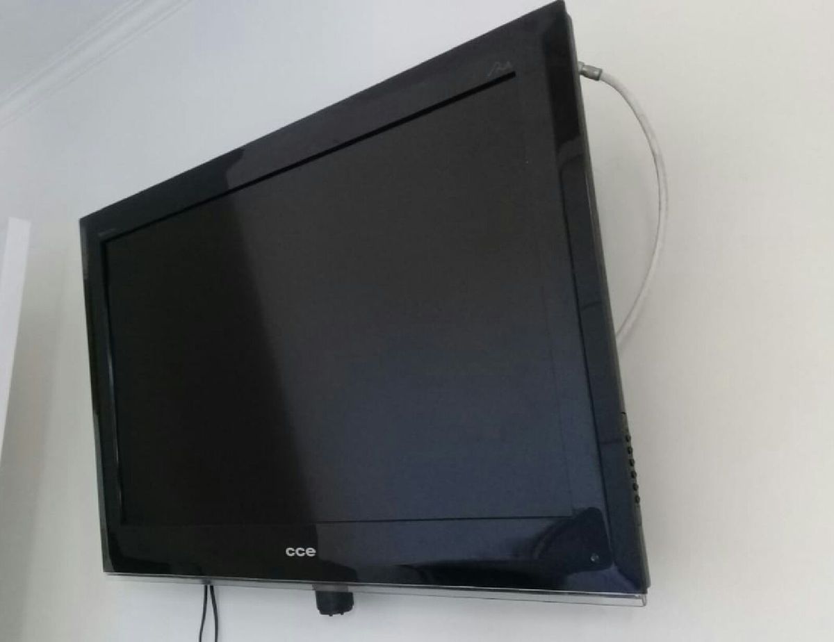 Televisão de 32 da Marca Cce | TV e Display Cce Usado 35325509 | enjoei