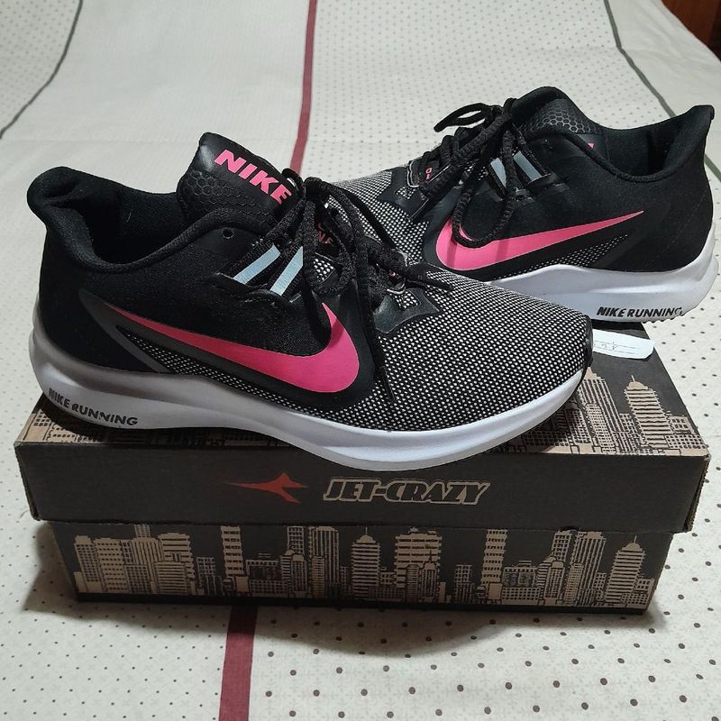 Tenis para malhar feminino hot sale nike