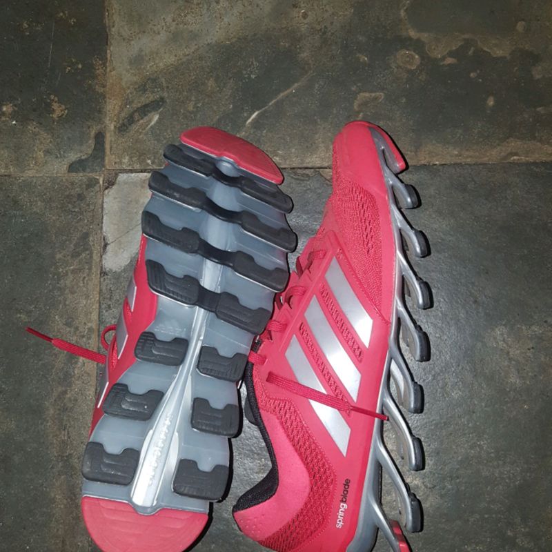 Tenis adidas best sale de 1000 reais