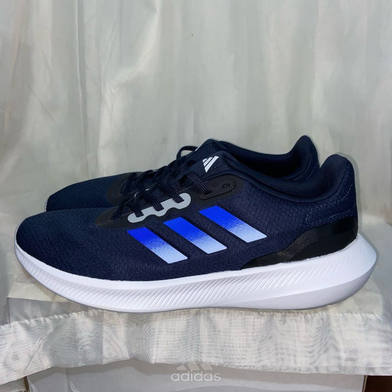 Adidas 44 on sale