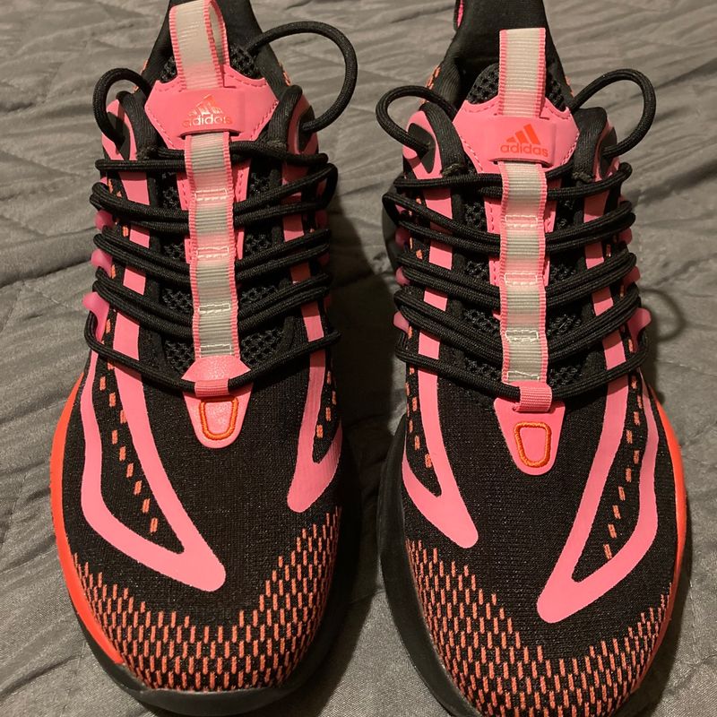 Tênis Adidas Alphaboost V1 Preto e Rosa | Adidas Nunca Usado