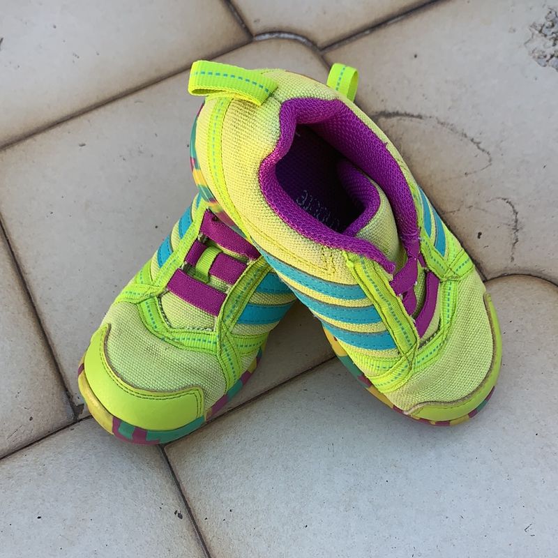 Tênis Adidas Amarelo Fluorescente Calçado Infantil para Meninos