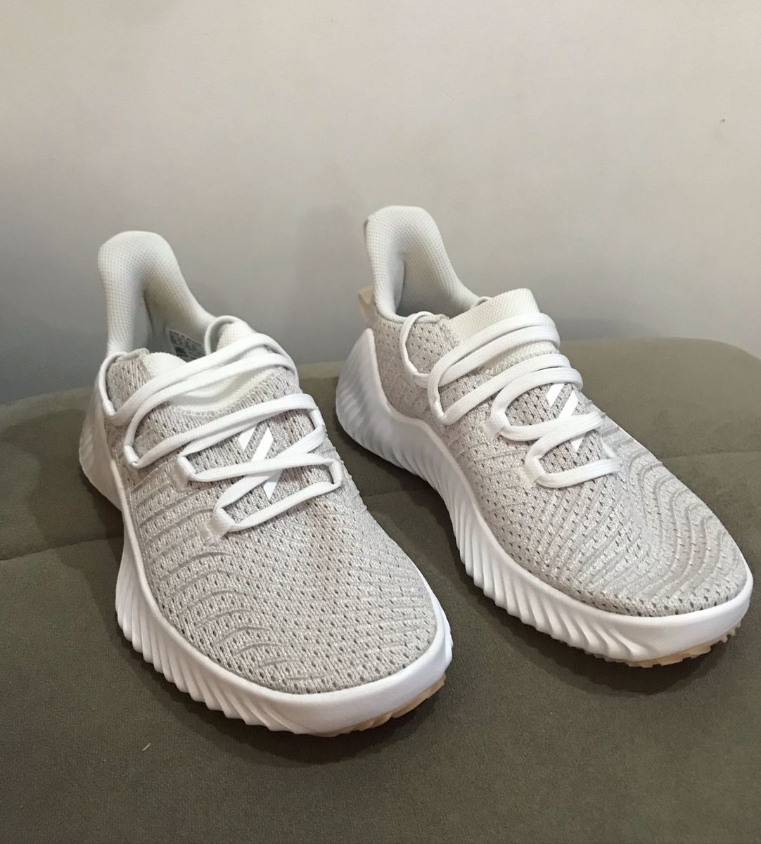 Tênis Adidas Branco Bounce Traxion Tênis Feminino Adidas Nunca Usado