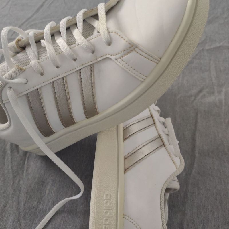 Tênis Super Star Casual Adidas - Branco com Detalhe Prata - 37 - Impecável  | Tênis Feminino Adidas Usado 86674431 | enjoei