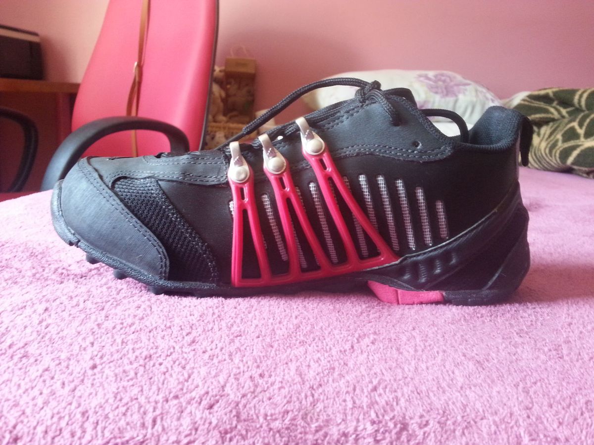 adidas drainage system shoes