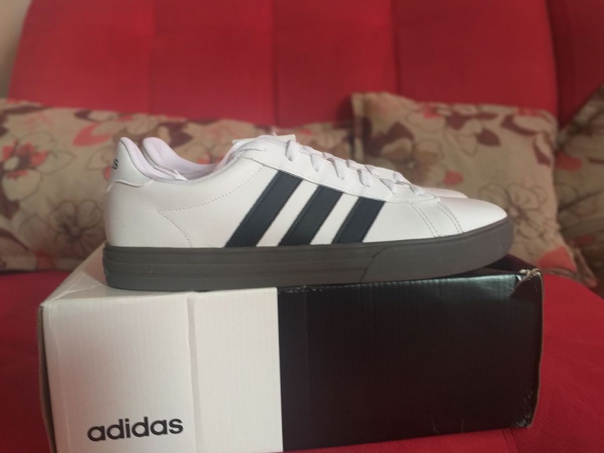 tênis adidas daily 20