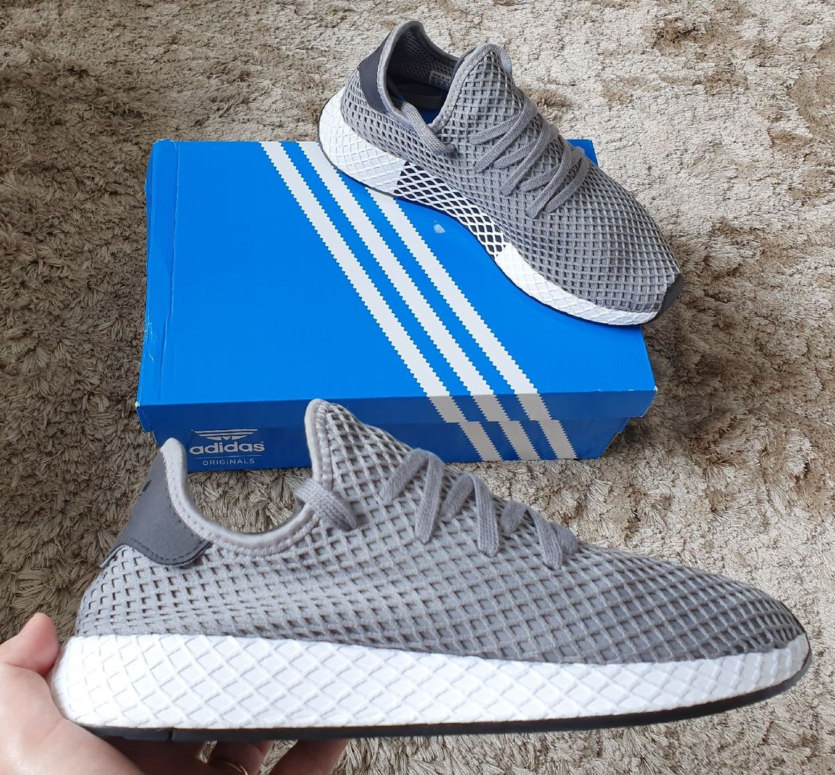 deerupt cinza