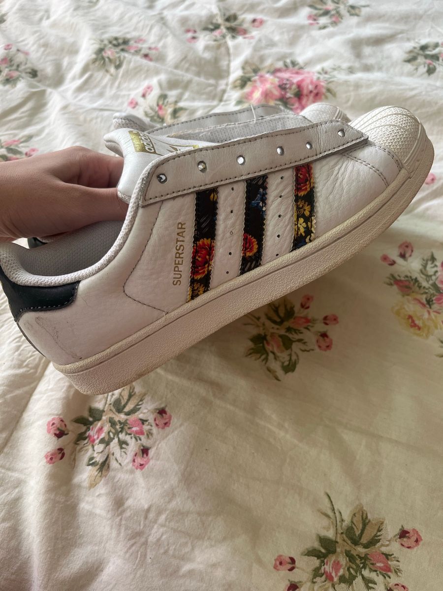 adidas gazelle silver green womens Women's adidas Superstars White Butterfly GY6852 main image 1