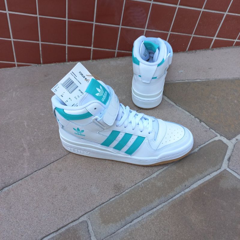 Tenis adidas branco e best sale verde feminino