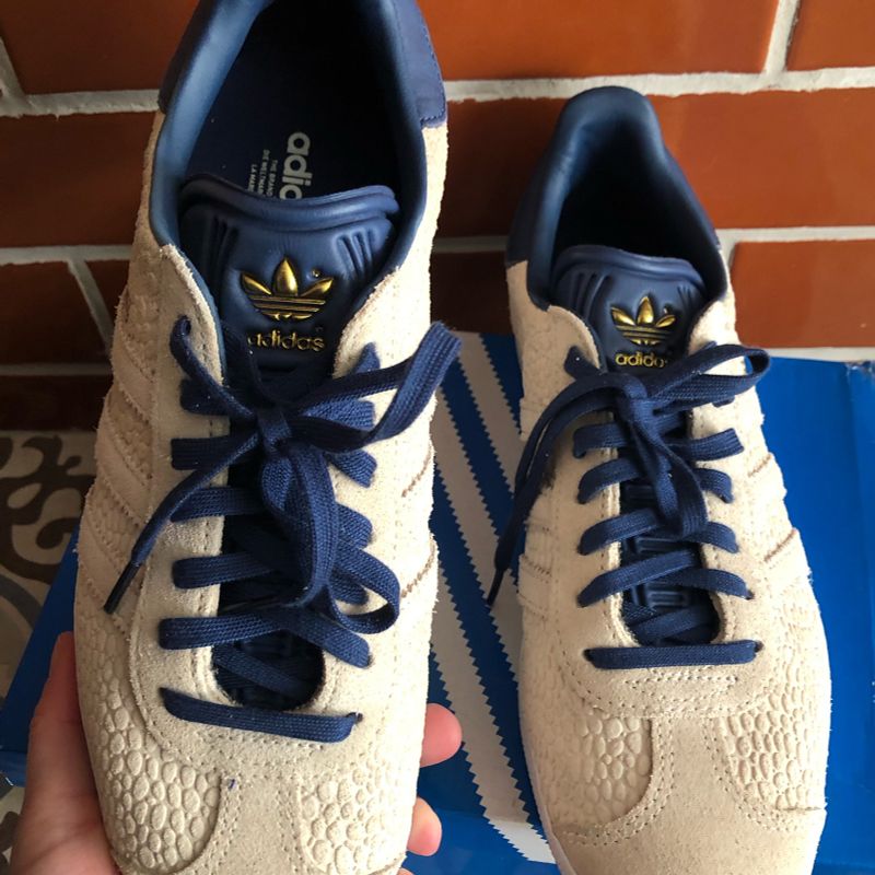 Tênis couro adidas hotsell originals gazelle w azul